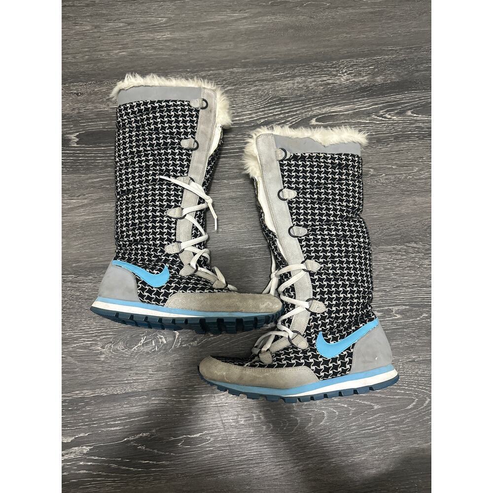 Nike Black and White Winter Boots with Blue Accents